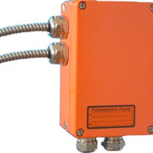 Pauly TRI143210GFK – cảm biến quang điện công suất cao với cảnh báo ô nhiễm